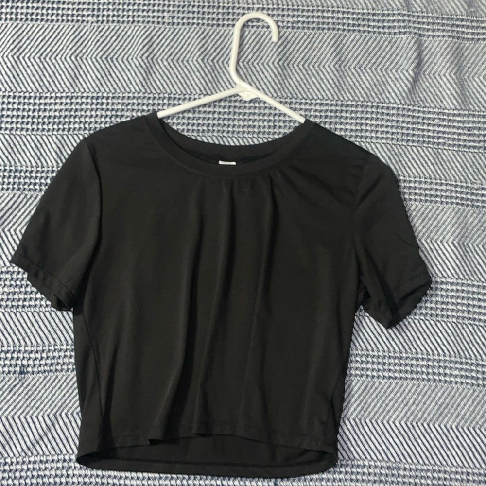Black Athletic Crop Top